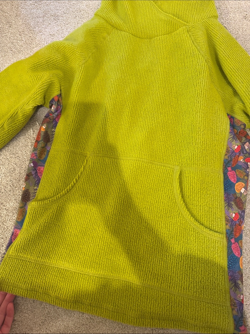 Youer Treasure Hoodie - Picture 3 of 6